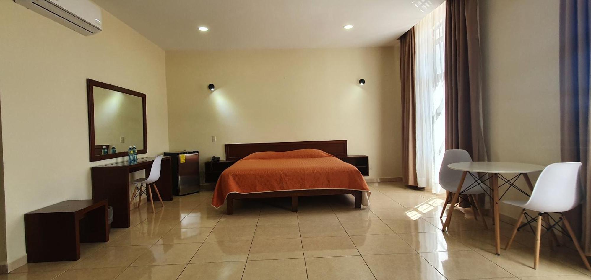 Hotel Fiesta Altena Tepatitlán de Morelos Eksteriør billede