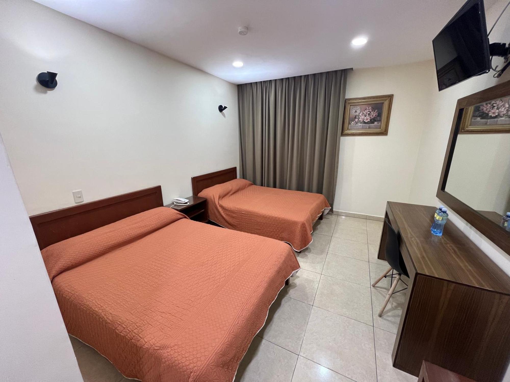 Hotel Fiesta Altena Tepatitlán de Morelos Eksteriør billede